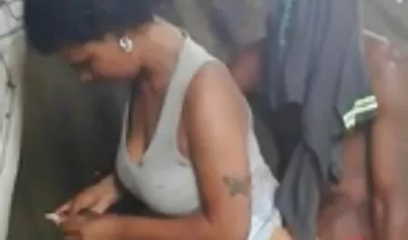 Mąż ogląda porno darmowe filmy erotyczne mamuśki i Żona Cycki