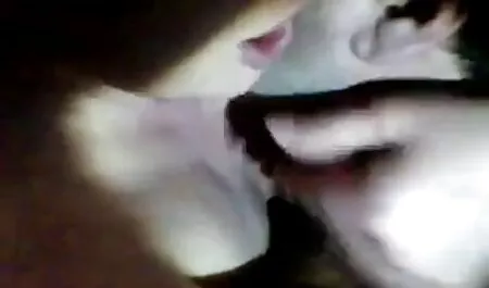 Posłuszny blondynka niewolnik marek a darmowe sex filmiki mamuski facet z less duży kogut finish w usta i twarz