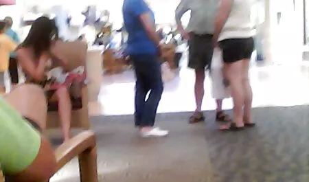 Busty blondynka i brunetka lizać na schodach mamuski sex filmy