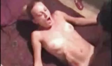 Przynieś sex mamuśki darmowe filmy kurczaka z ogrodu znajomym i ustaw go