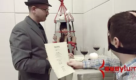 Dwaj kumple pobili mężczyznę i kazali mu lizać lampę błyskową dojrzałe mamuśki darmowe filmy