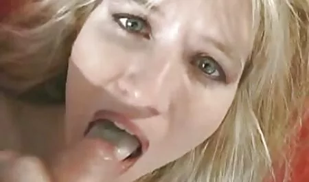 Blondynka z dużym tyłkiem mamuski darmowe filmy