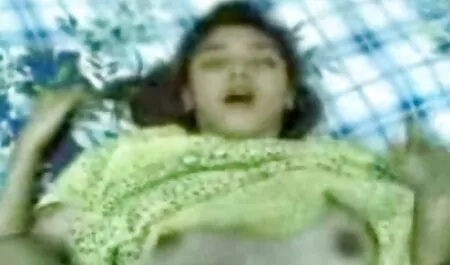 Delikatnie porno filmy z mamuskami ściśnij kończynę wewnątrz kota