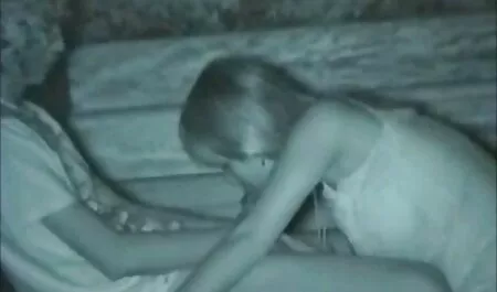 Tłuszcz ssie kutasa z płynnym filmiki porno z mamuskami jajkiem