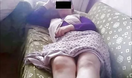 Mąż zaprosił przyjaciół, aby przelecieli swoją darmowe filmy erotyczne polskie mamuśki chudą żonę i blondynkę