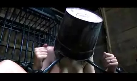 Kobieta marzeń ukarana przez kutasa z ostre porno z mamuśkami powodu chaosu w mieszkaniu
