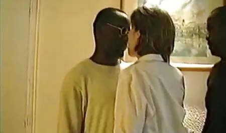 Człowiek z fajką wodną pieprzy czerwoną sex mamuski filmy darmowe dziewczynę waflową